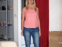 Blonde amateur wife homemade pics