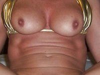 Sexy amateur brunette wife nude posing pics