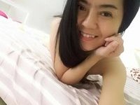 Asian amateur girl selfies