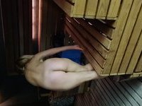 Mom prostitute Julia in sauna