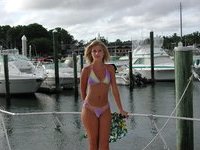 Fine ass blonde MILF on her sex vacation
