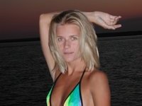 Fine ass blonde MILF on her sex vacation