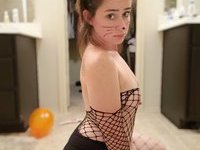 PAWG hottie with shaved pussy