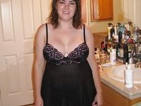 Busty MILF Wendy in lingerie and dick play