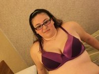 Chubby slut having fun in hotel
