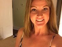 OMG! So sexy blond amateur MILF