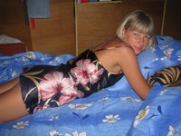 Blond amateur wife sexlife pics