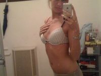Clond amateur wife hot nude selfies
