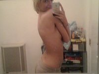 Clond amateur wife hot nude selfies