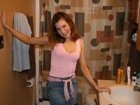 Real amateur wife naked at home