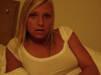 Sexy blonde babe hot private pics