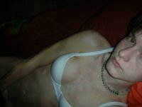 Amateur wife posing naked at home