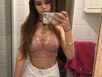 Sexy amateur babe with nice boobs