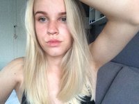 Amateur blonde teen girl selfies