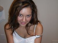 Seet young amateur cutie