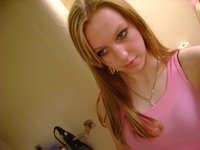 Amateur blonde babe private selfies