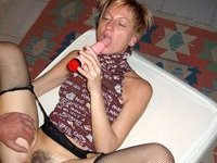 Blond amateur MILF sexlife pics