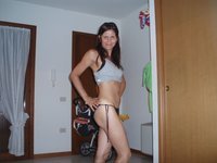 Amateur wife nude posing and sex with with hubby