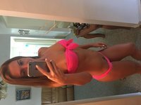 Sexy busty MILF private pics from her phone