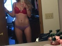 Damn sexy amateur blonde babe selfies