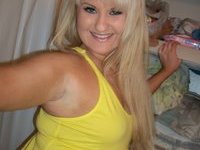 Ivy sexy blonde amateur babe selfies