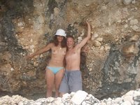Amateur couple share pics from summer vacations