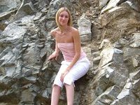 Blonde amateur MILF nude posing pics collecyion