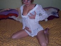 Amateur MILF posing for hubby