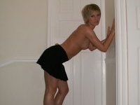 Blond amateur MILF private nude pics