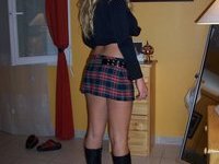 Blond amateur MILF sexlife pics