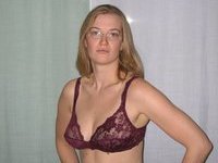 Nerdy amateur blonde mom