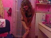 Leaked private pics of amateur girl