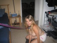 Submissive amateur MILF sexlife pics