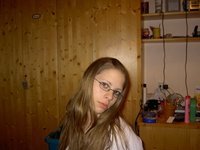 Nerdy but sexy amateur girl