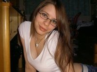 Nerdy but sexy amateur girl