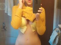 Self pics from young amateur GF