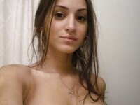 Sexy amateur brunette private pics
