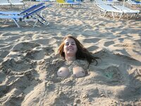 Amateur babe naked at beach