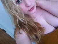 Blonde amateur babe teasing pics collection