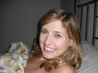 Pretty smiley blond wife sexlife pics