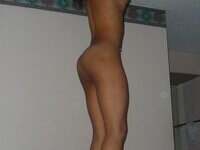 Ebony amateur girl nude posing pics