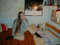 Young amateur couple share private pics