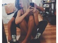 Private self pics from amateur GF