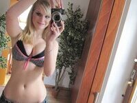 Seductive amateur blonde hot nude selfies
