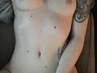 Curly amateur girl nude selfies