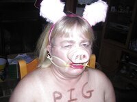 American mature sub pig Debbie H