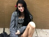 Pretty skinny berunette GF cum slut