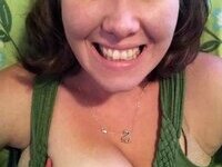 Busty amateur mom Kimberly