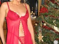 Marie W XXXmas pics