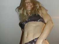 Skinny amateur blonde wife sexlife
